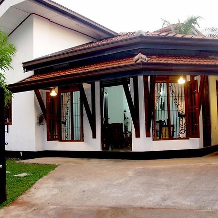 The Hermitage Negombo Kurana Katunayaka ภายนอก รูปภาพ