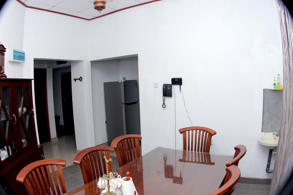 The Hermitage Negombo Apartment Kurana Katunayaka ภายนอก รูปภาพ