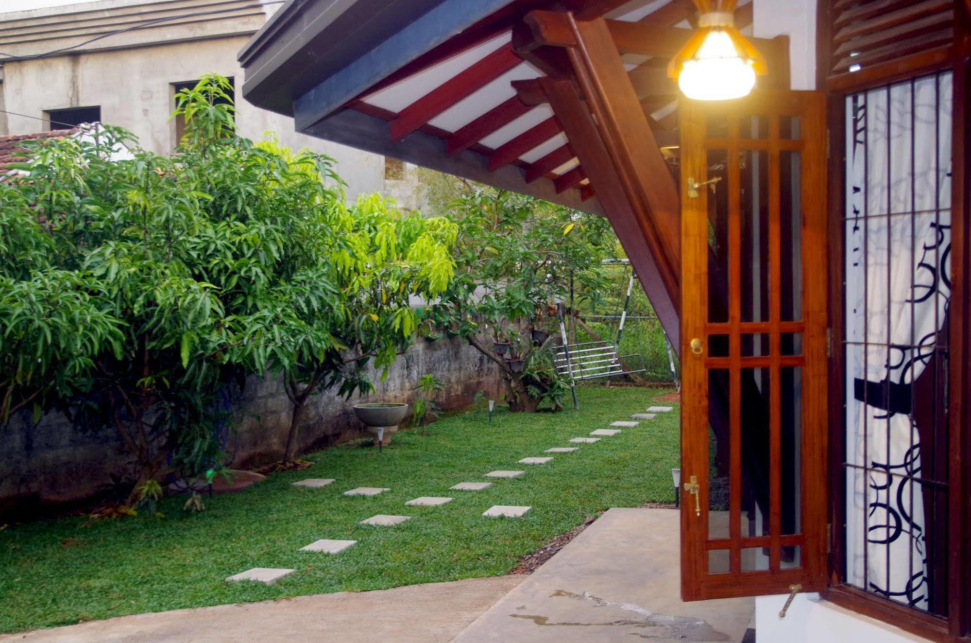 The Hermitage Negombo Kurana Katunayaka ภายนอก รูปภาพ